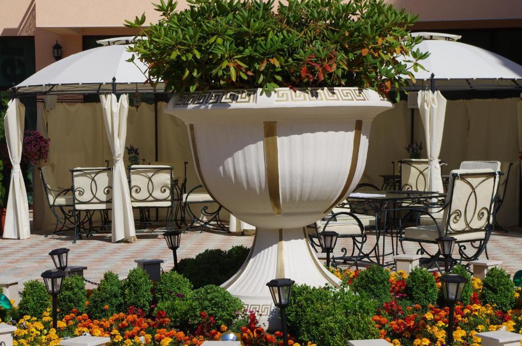 Anastasia Boutique Aparthotel София Экстерьер фото